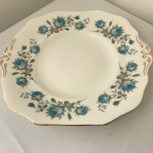 Vintage Cake Plate 9/10" Diameter for Hire